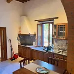 Lägenhet Nel Borgo Suvereto