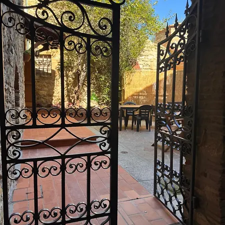 Nel Borgo * Суверето