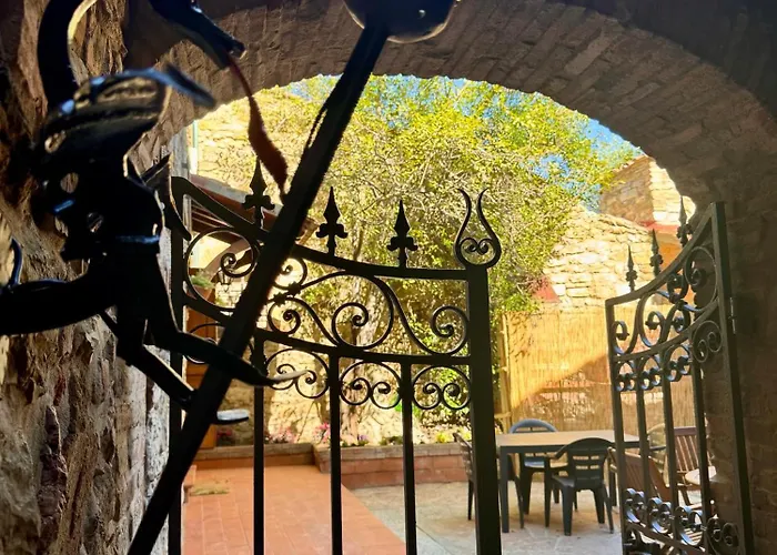 Nel Borgo 아파트 수베레토